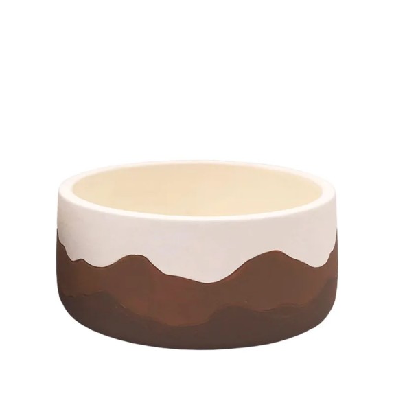 ΚΑΣΠΩ ΣΤΡΟΓΓΥΛΟ ΧΑΜΗΛΟ ΚΑΦΕ ΟΜΠΡΕ ΜΟΤΙΒΟ ΒΟΥΝΑ - Φ20.2x9cm 9/ΚΙΒ – Δημιουργεί αίσθηση πολυτέλειας χωρίς κόπο | iroots.gr