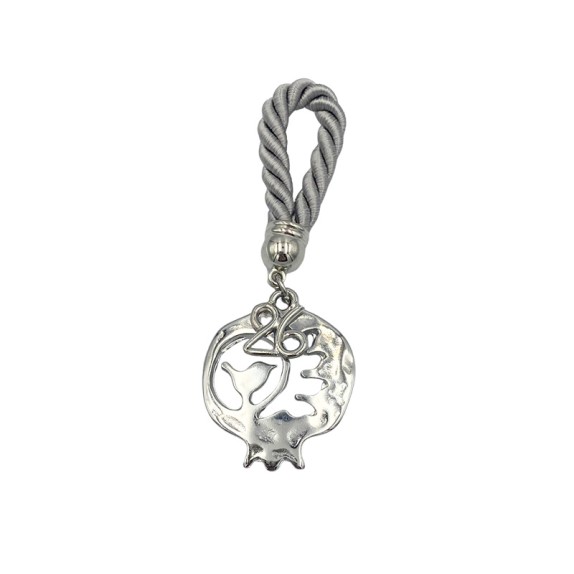 ΓΟΥΡΙ ΚΡΕΜΑΣΤΟ ΚΟΡΔΟΝΙ ΓΚΡΙ ΜΕ ΡΟΔΙ/ΠΟΥΛΙ ΑΣΗΜΙ - Y9.5cm – Προσφέρει μοναδική αισθητική | iroots.gr