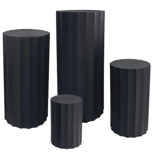 ΞΥΛΙΝΟ ΣΤΑΝΤ ΠΡΟΒΟΛΗΣ ΣΕΤ/4 ΜΑΥΡΟ - XL:Φ39x81, L:Φ34x66, M:Φ29x51, S:Φ24x36cm 1/KIB – Δίνει premium χαρακτήρα στο περιβάλλον | i