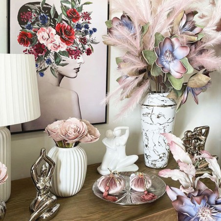 ΚΕΡΑΜΙΚΟ ΒΑΖΟ ΜΙΚΡΟ ΛΕΥΚΟ-ΑΣΗΜΙ ΚΡΑΚΕΛΕ Φ14.5x30cm 1/8ΚΙΒ – Ταιριάζει σε κάθε μοντέρνο ή επαγγελματικό χώρο | iroots.gr