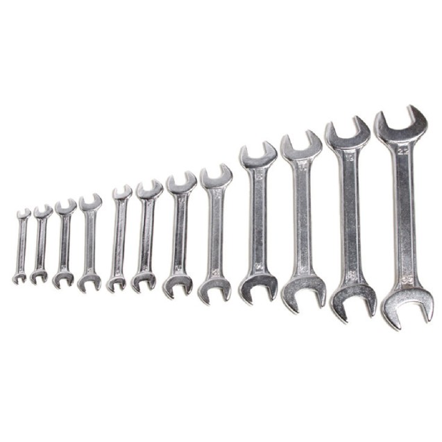 BASIC Γερμανικό σετ 12τεμ 239922 – Ταιριάζει σε κάθε μοντέρνο ή επαγγελματικό χώρο | iroots.gr