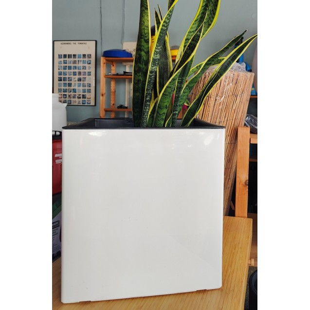 Γλάστρα Κύβος BRILL 36x36x36cm White γυαλιστερό με εσωτερικό κάδο αποστράγγισης